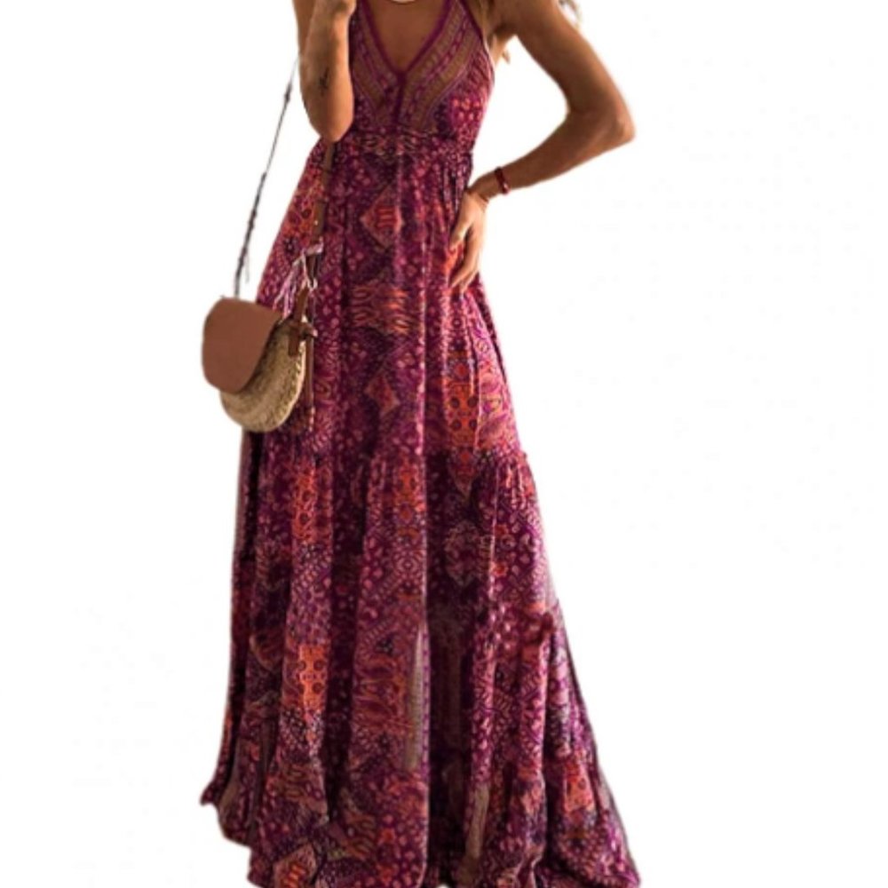 NWT, RED PAISLEY BOHO MAXI DRESS. - Picture 2 of 2